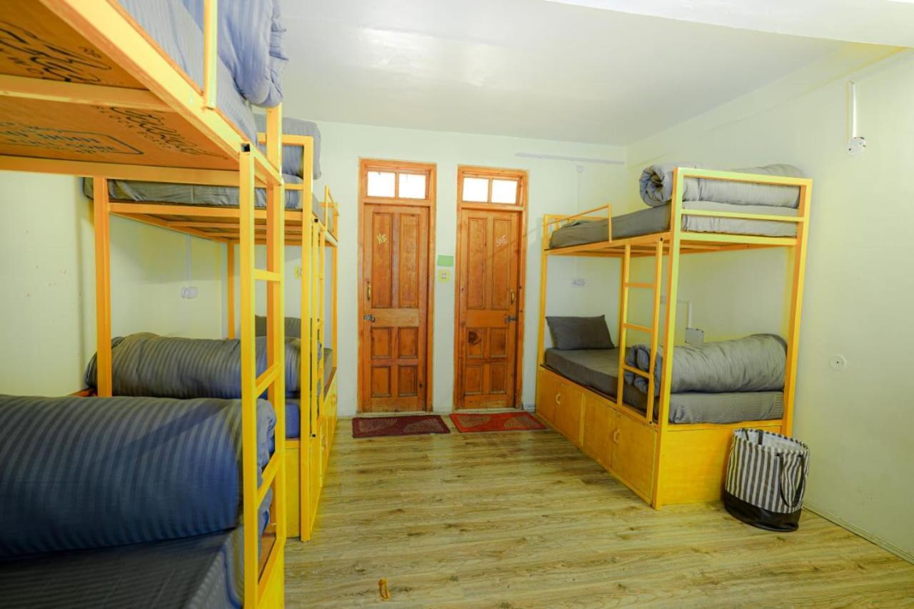 Mars Monkey Hostel & Cafe Manali  Ngoại thất bức ảnh