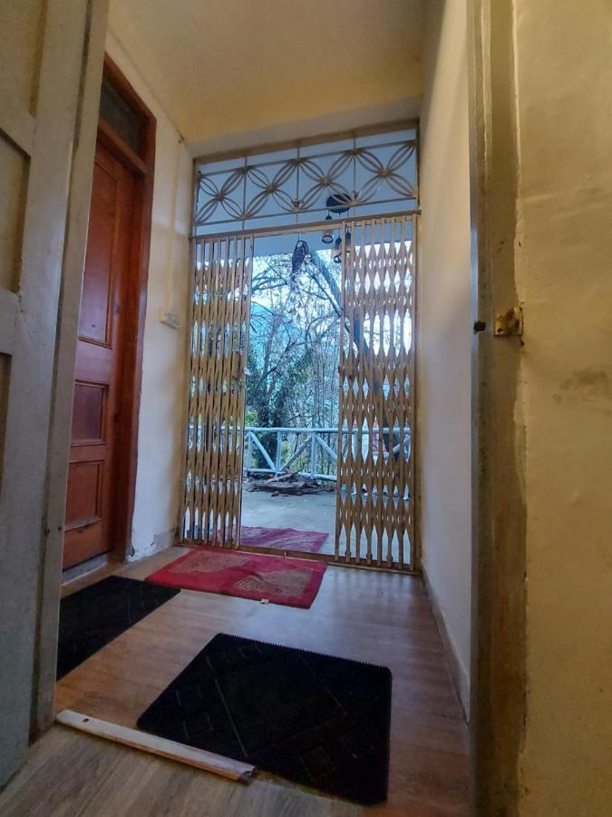 Mars Monkey Hostel & Cafe Manali  Ngoại thất bức ảnh