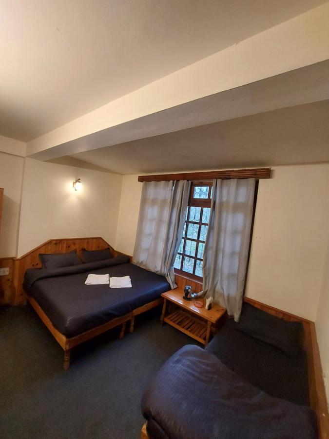 Mars Monkey Hostel & Cafe Manali  Ngoại thất bức ảnh