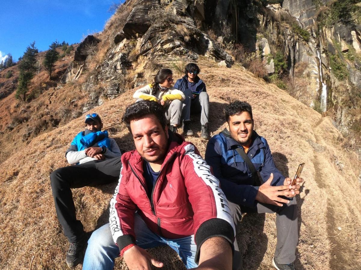 Mars Monkey Hostel & Cafe Manali  Ngoại thất bức ảnh