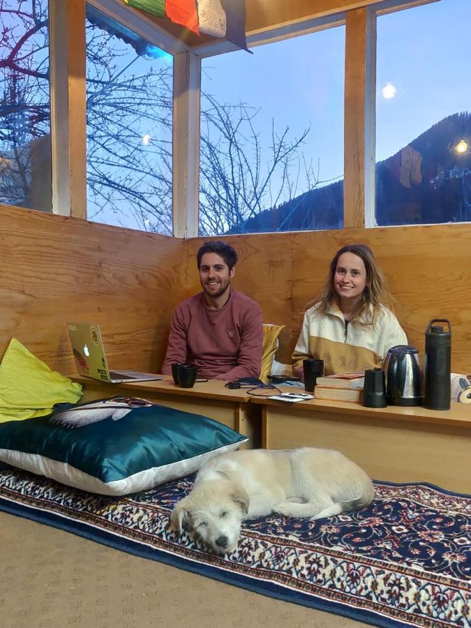 Mars Monkey Hostel & Cafe Manali  Ngoại thất bức ảnh
